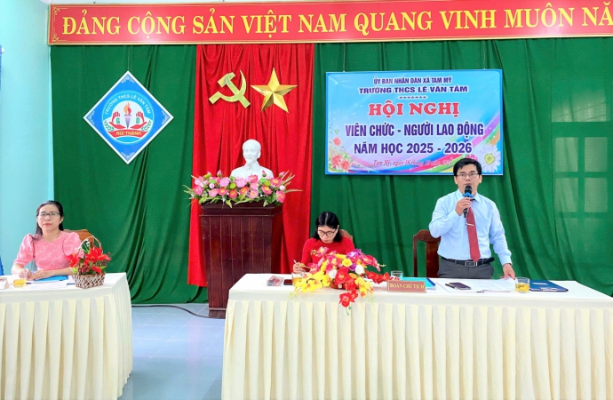 Hội nghị VC, NLĐ năm học 2025 - 2026