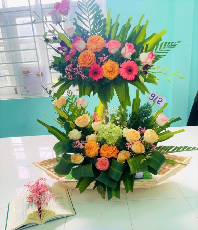 HỘI THI CẮM HOA CHÀO MỪNG NGÀY NHÀ GIÁO VIỆT NAM 20/11